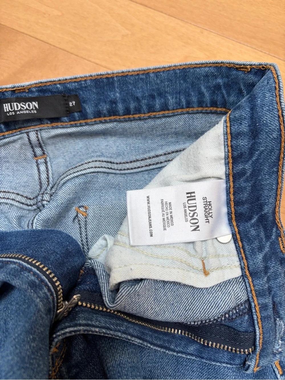 High-Rise Cropped Women's Jeans in Medium Blue